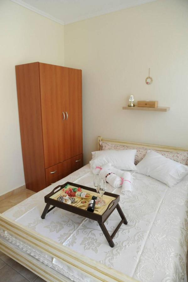 M&T Apartment Kavala Buitenkant foto