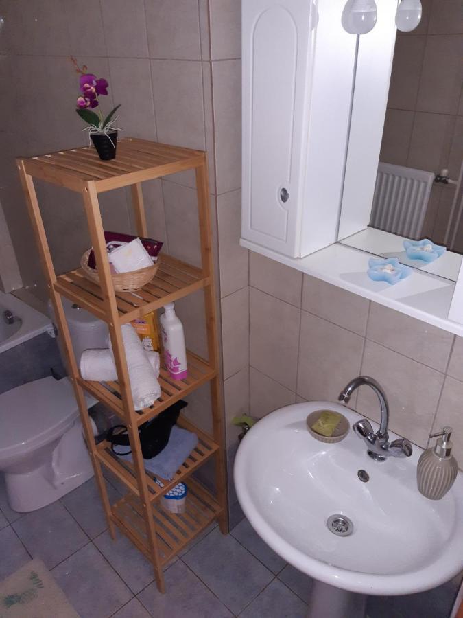 M&T Apartment Kavala Buitenkant foto