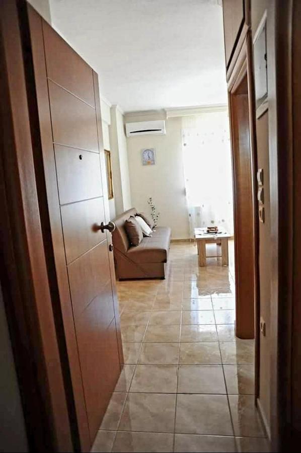 M&T Apartment Kavala Buitenkant foto