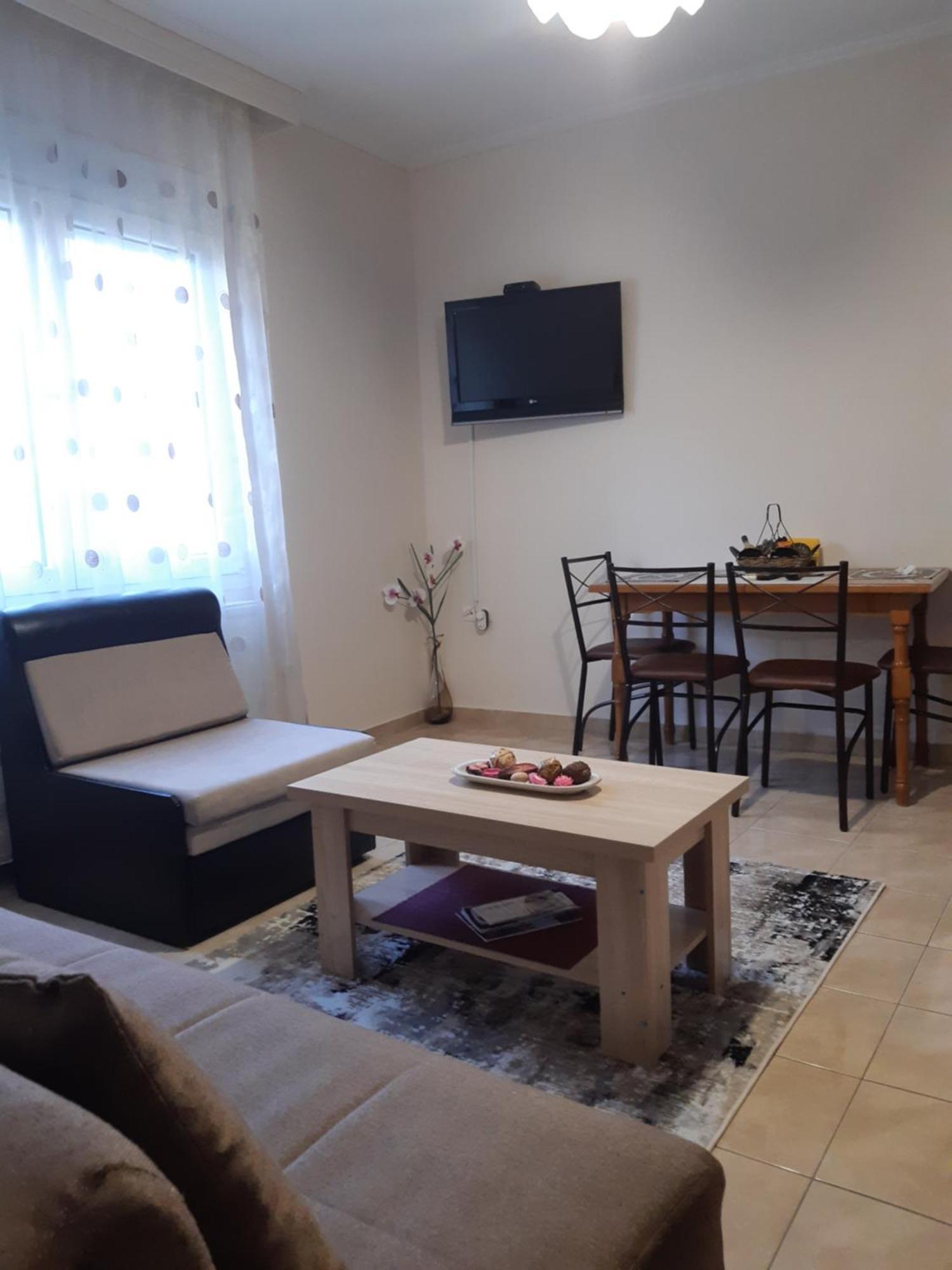 M&T Apartment Kavala Buitenkant foto